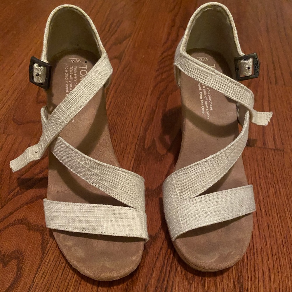 TOMS corky wedges